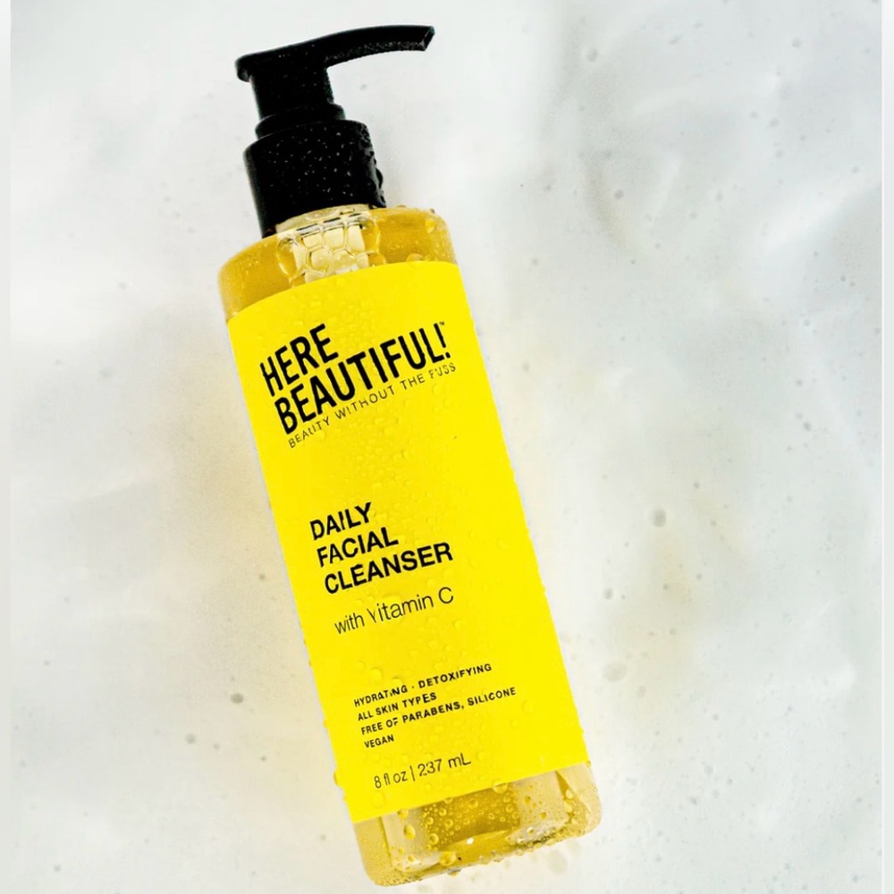 Here Beautiful! Daily Facial Cleanser with Vitamin C